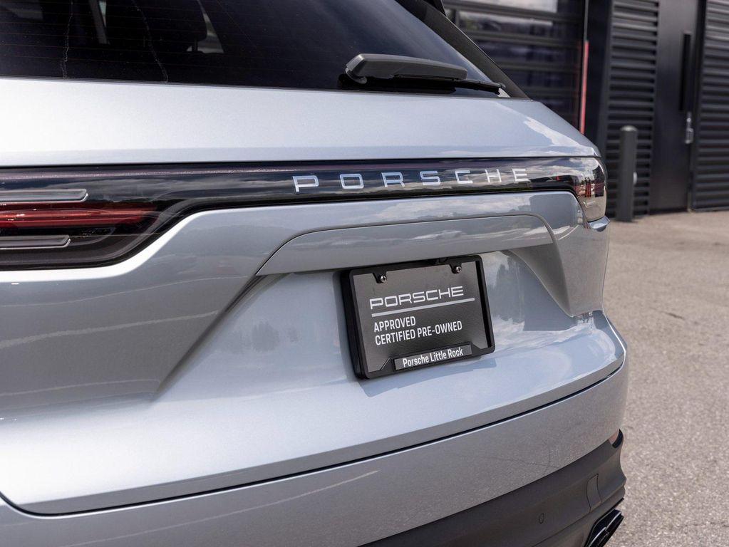used 2021 Porsche Cayenne car, priced at $50,988