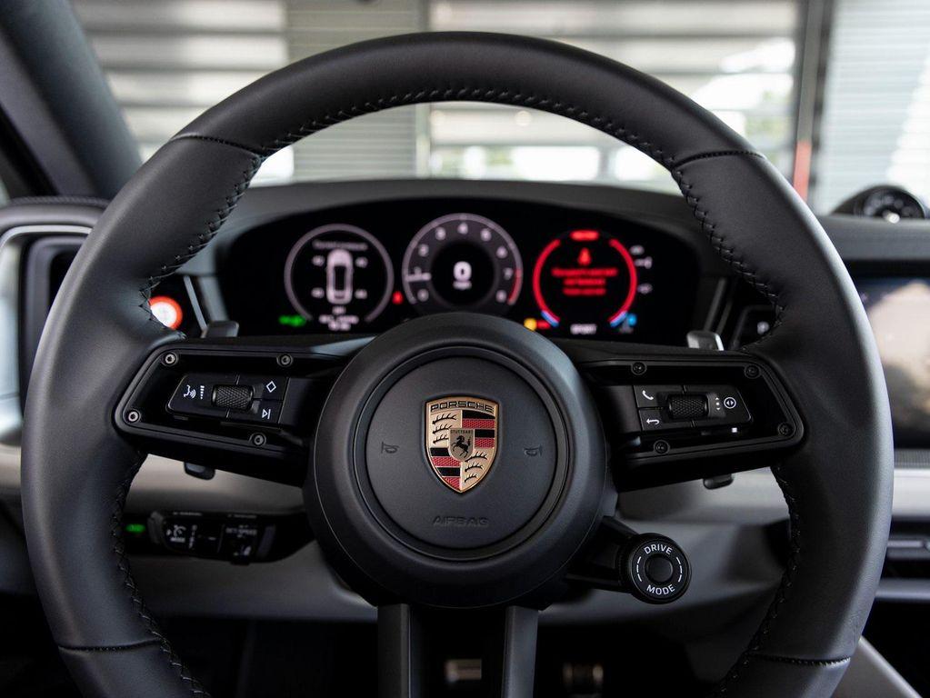 new 2025 Porsche Cayenne car, priced at $142,055