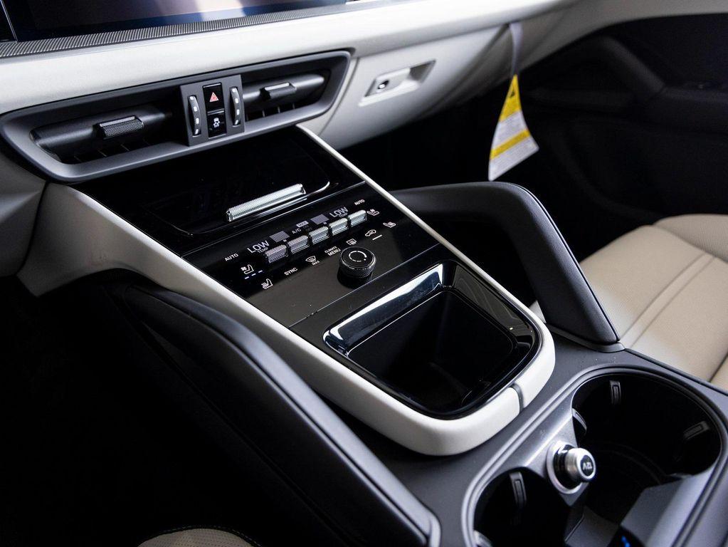 new 2025 Porsche Cayenne car, priced at $142,055