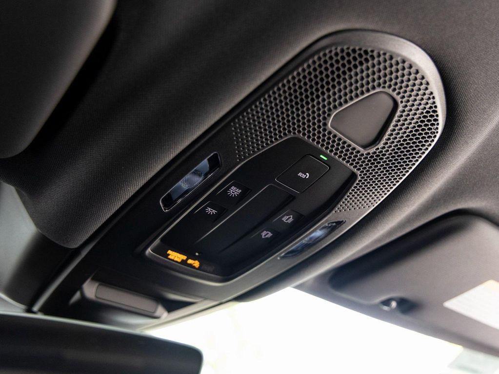 new 2025 Porsche Cayenne car, priced at $142,055