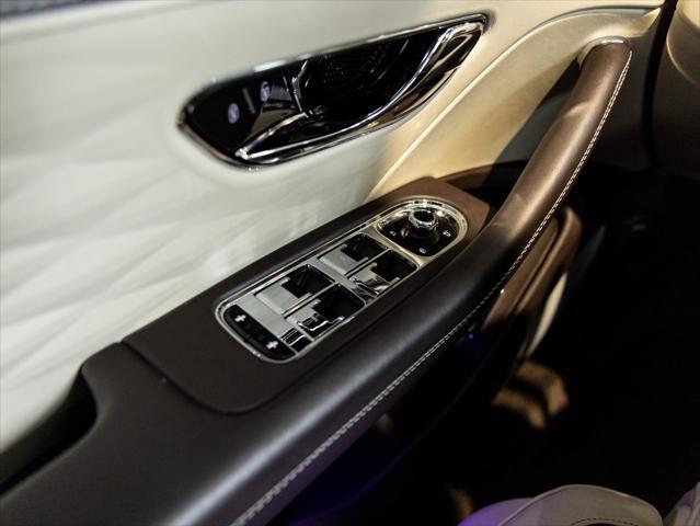 used 2022 Bentley Flying Spur car, priced at $165,888