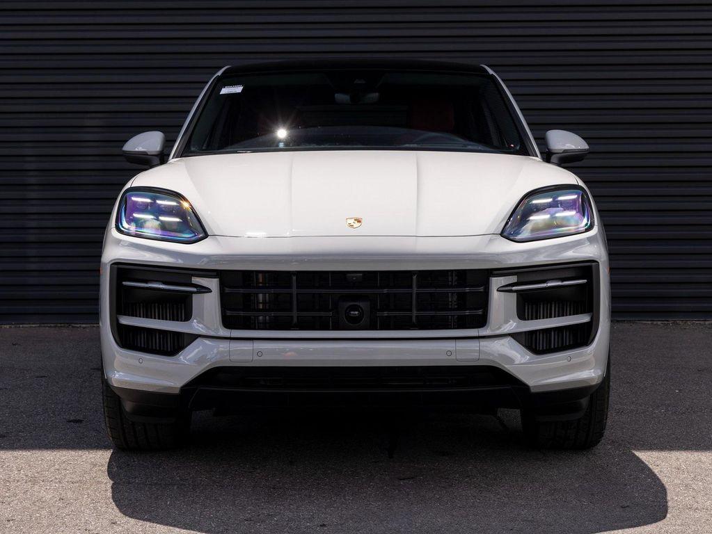 new 2025 Porsche Cayenne car, priced at $116,915