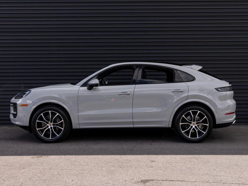 new 2025 Porsche Cayenne car, priced at $116,915