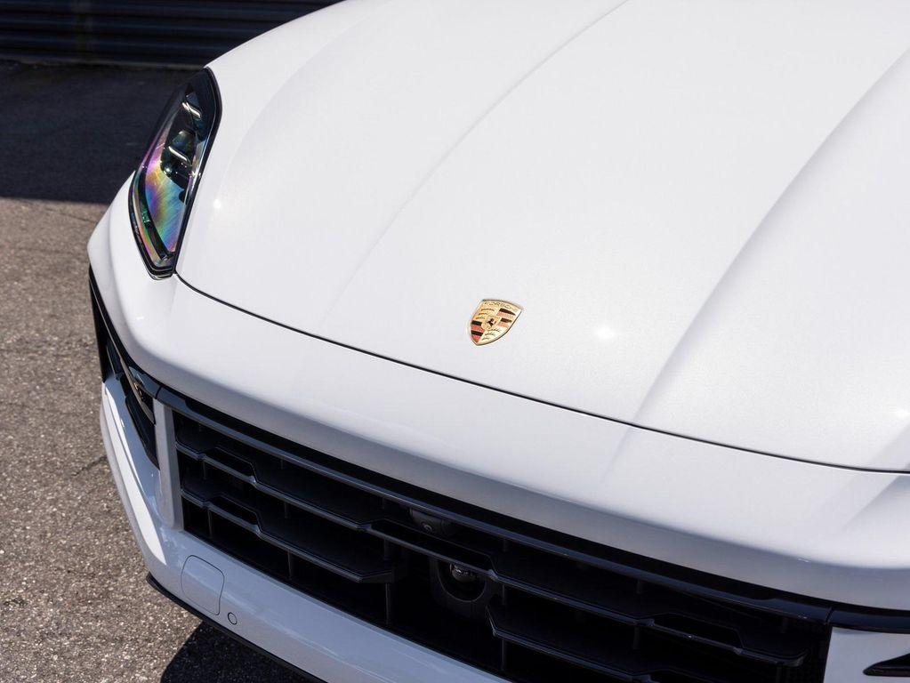 new 2025 Porsche Cayenne car, priced at $137,385