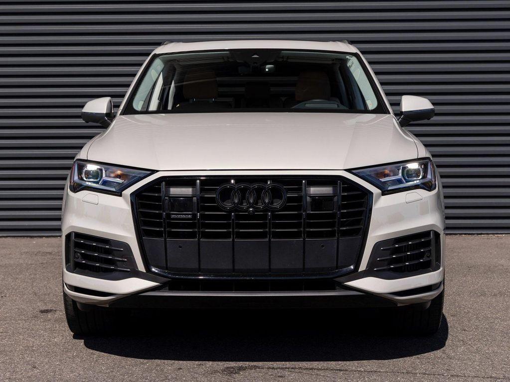 used 2022 Audi Q7 car, priced at $47,500