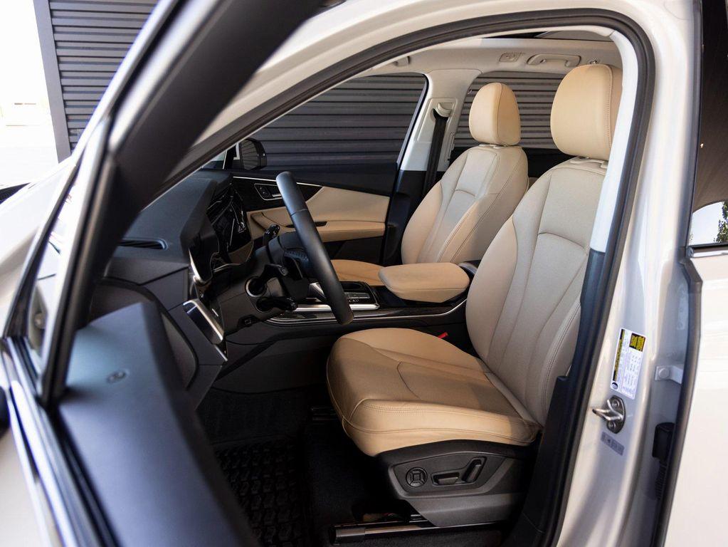 used 2022 Audi Q7 car, priced at $47,500
