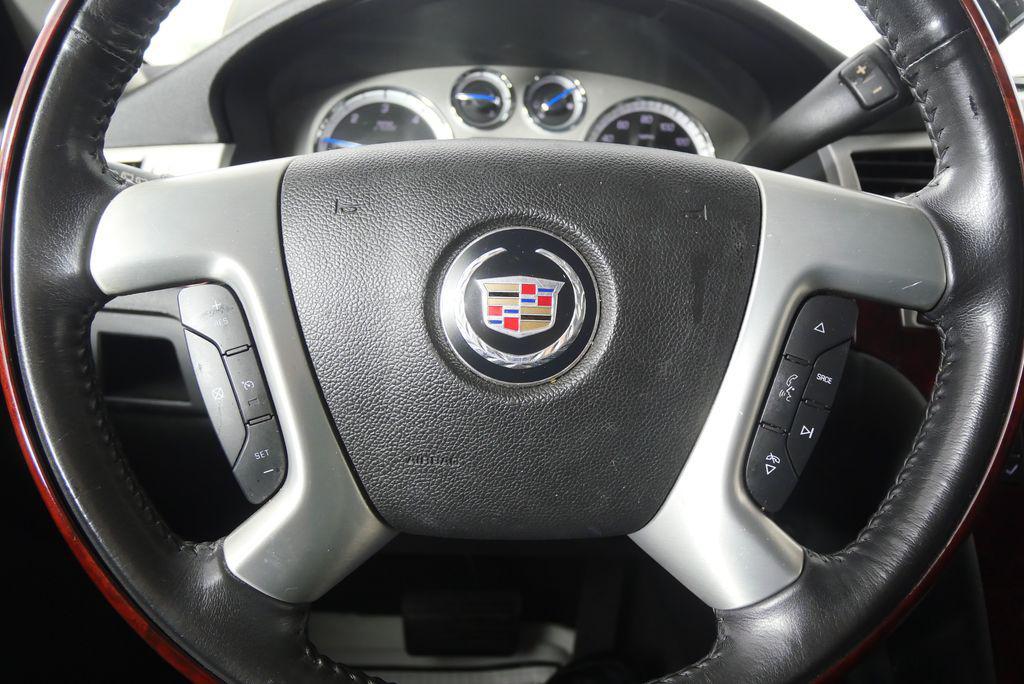 used 2010 Cadillac Escalade car, priced at $10,944