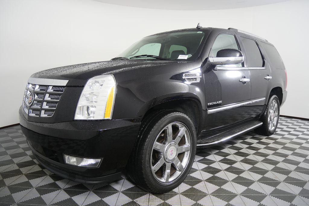 used 2010 Cadillac Escalade car, priced at $10,944