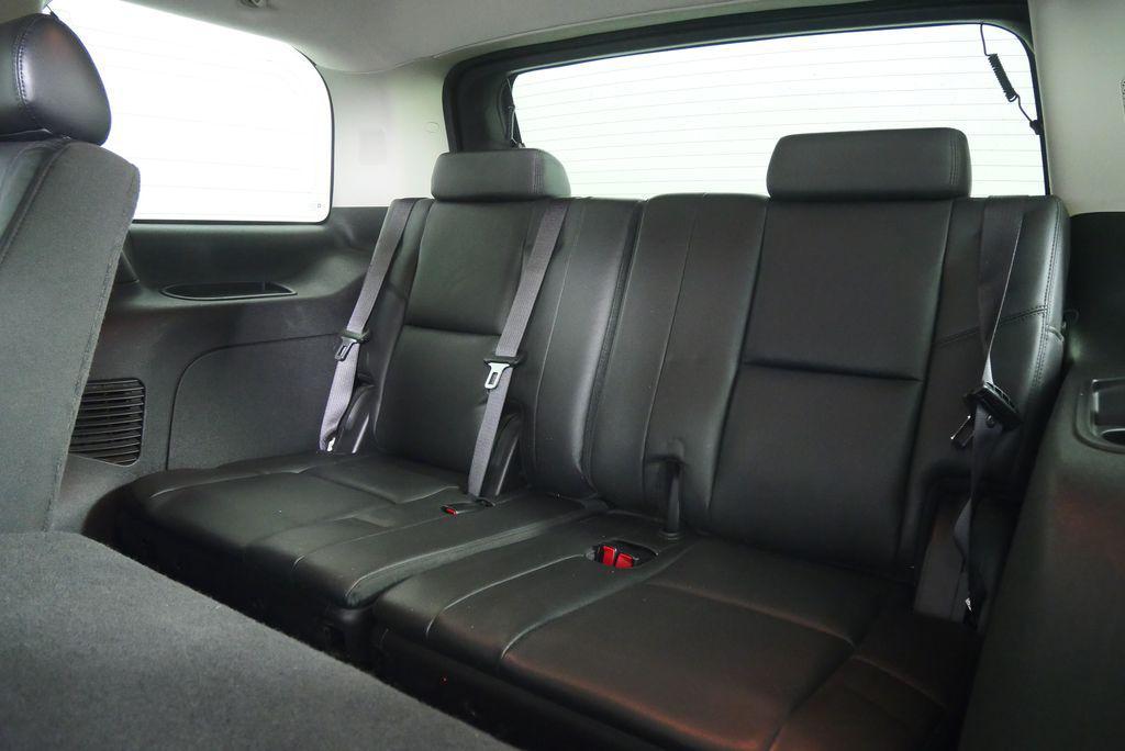 used 2010 Cadillac Escalade car, priced at $10,944