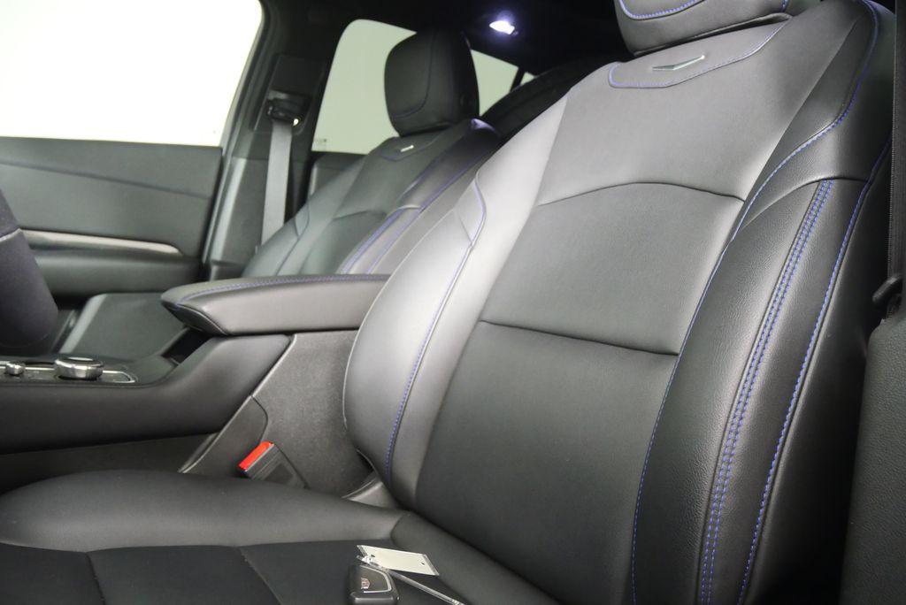 used 2024 Cadillac XT4 car, priced at $36,544