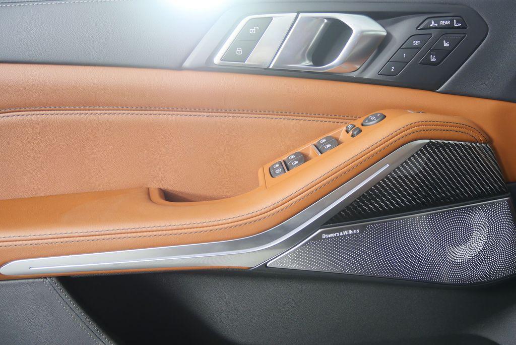 new 2026 BMW ALPINA XB7 car, priced at $162,625