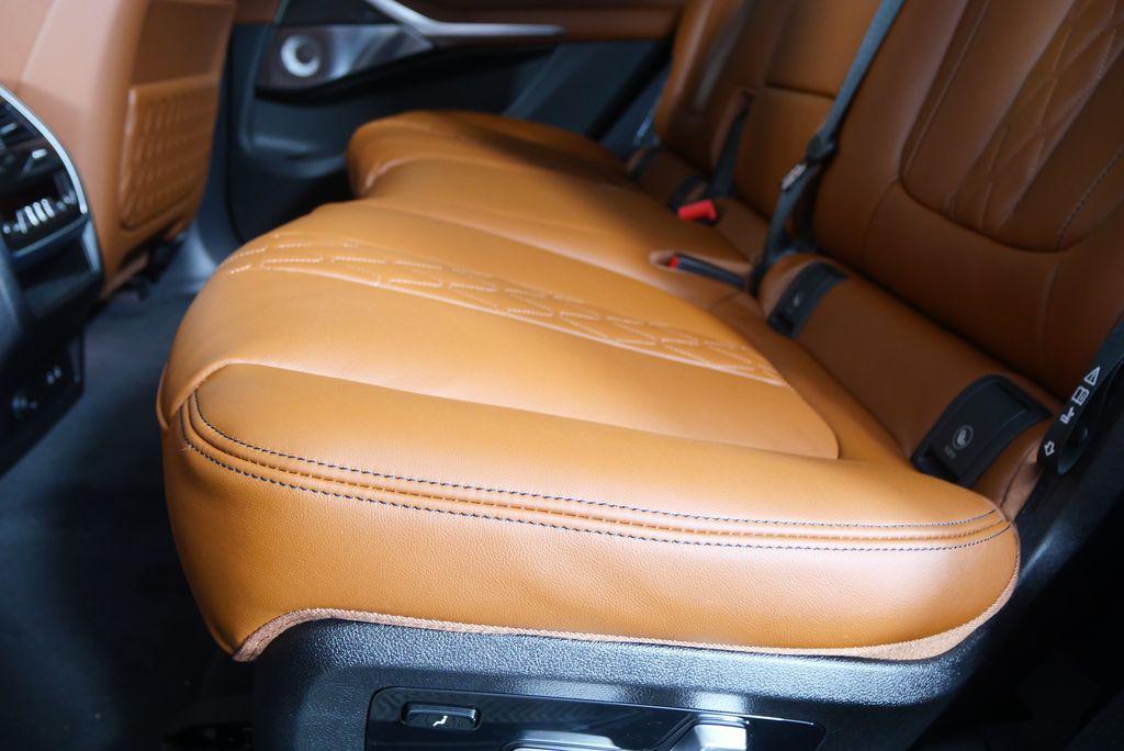 new 2026 BMW ALPINA XB7 car, priced at $162,625