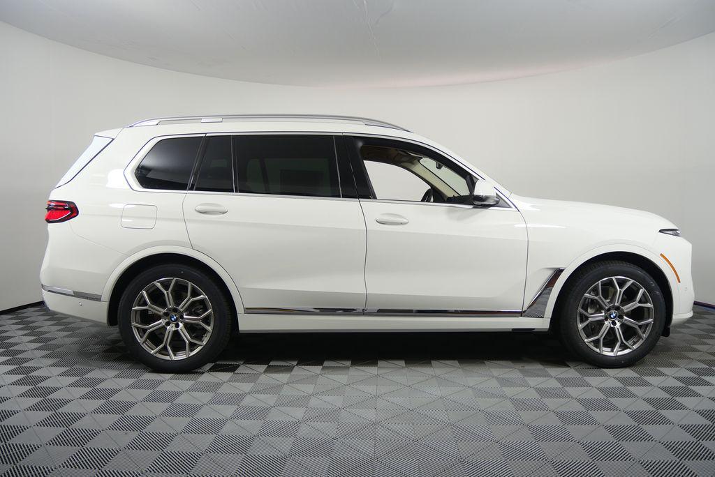 new 2026 BMW X7 car, priced at $91,885