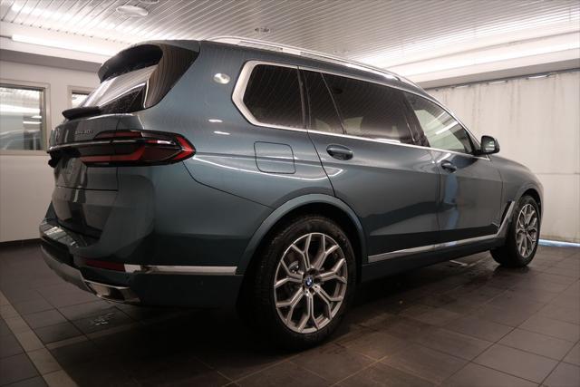 new 2025 BMW X7 car, priced at $88,020