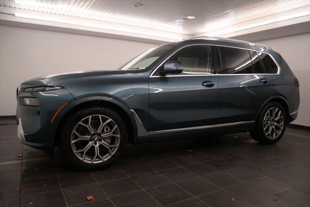 new 2025 BMW X7 car, priced at $88,020