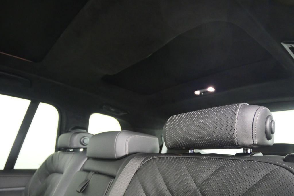 new 2026 BMW X7 car, priced at $98,235