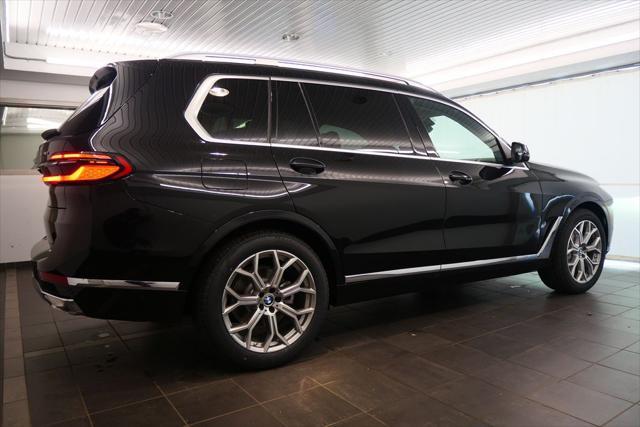 new 2025 BMW X7 car, priced at $92,085