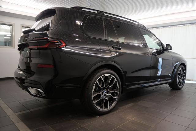 new 2025 BMW X7 car, priced at $105,670