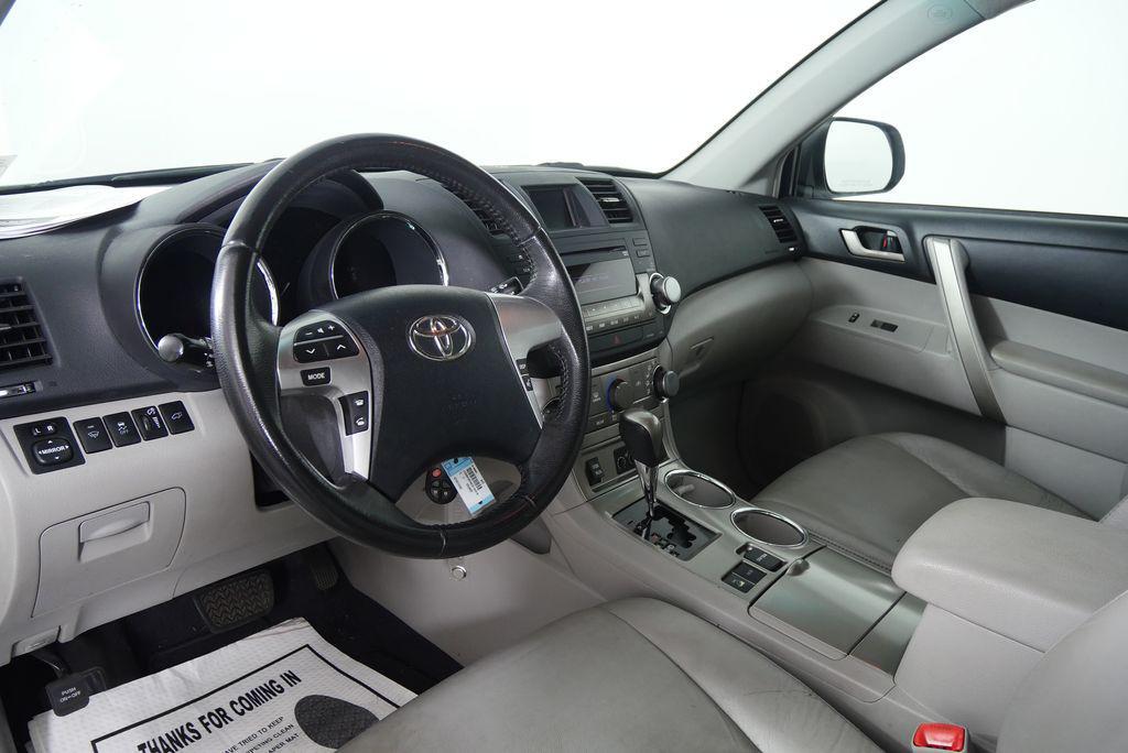 used 2012 Toyota Highlander car, priced at $11,941