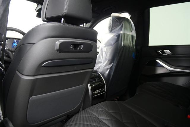 new 2026 BMW X7 car, priced at $98,235