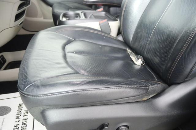 used 2019 Chrysler Pacifica car, priced at $11,941