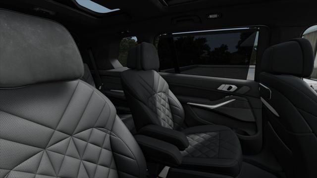 new 2025 BMW X7 car, priced at $109,275