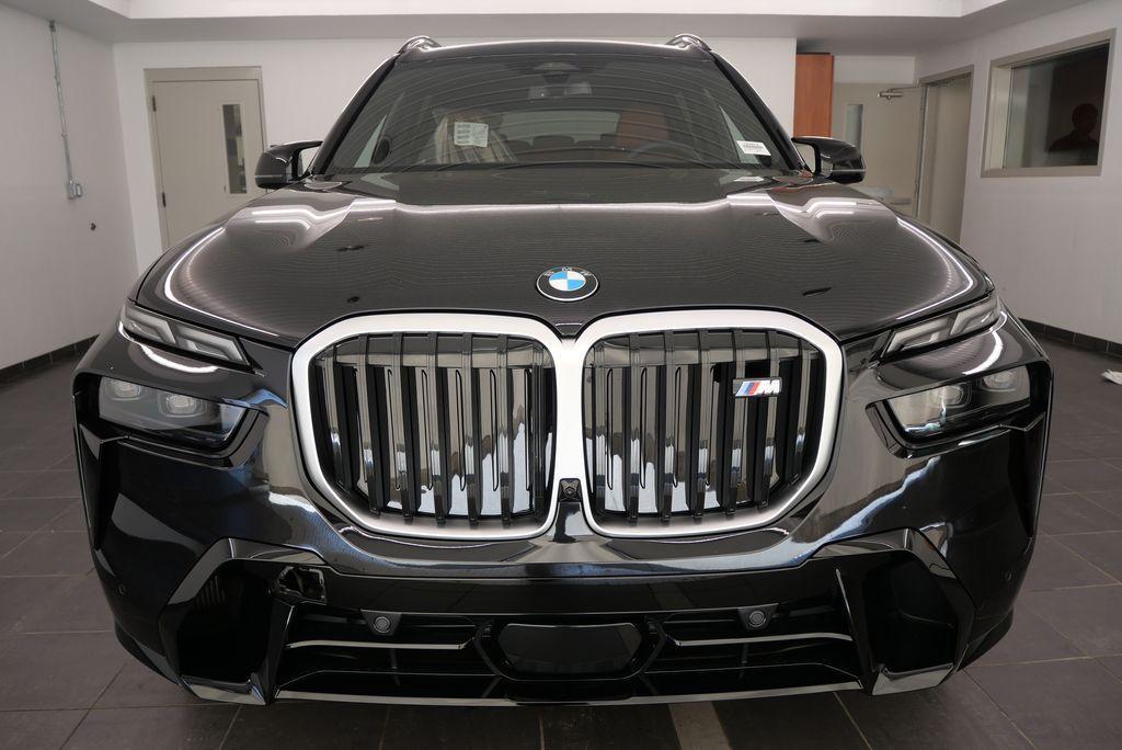 new 2025 BMW X7 car, priced at $116,620