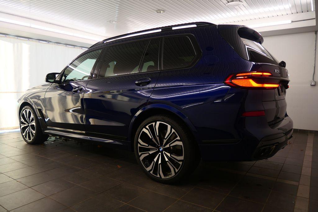 used 2024 BMW X7 car, priced at $113,544