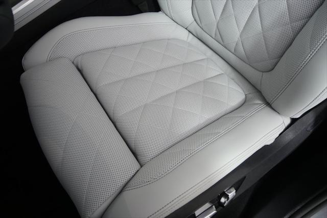 new 2026 BMW X7 car, priced at $95,075