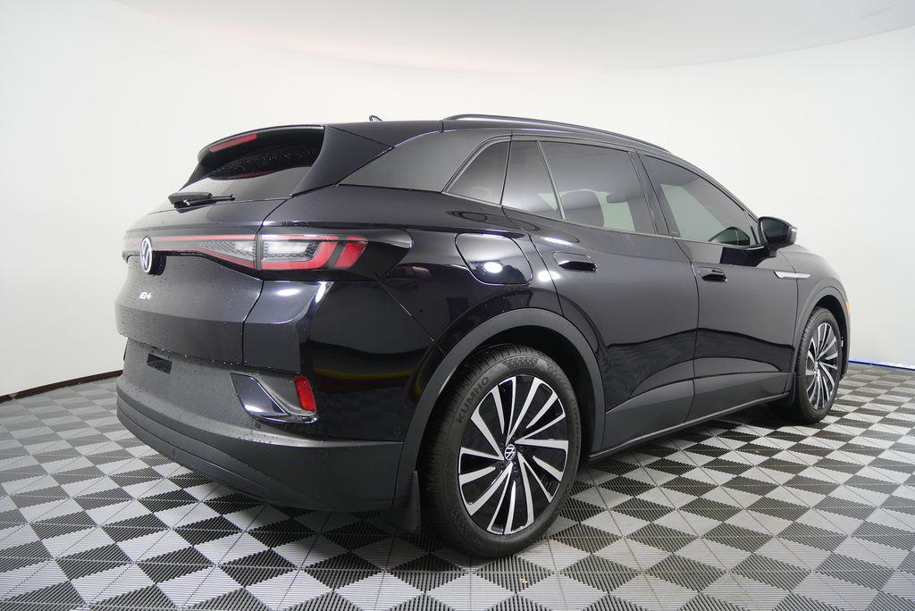 used 2024 Volkswagen ID.4 car, priced at $21,944