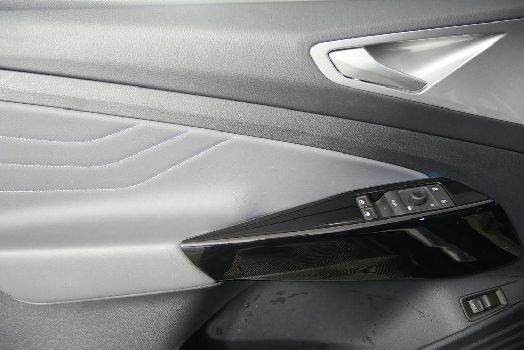 used 2024 Volkswagen ID.4 car, priced at $21,944