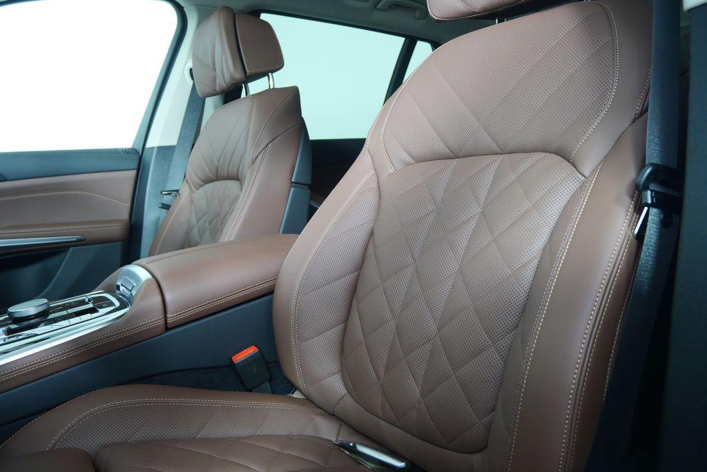 new 2026 BMW X7 car, priced at $94,475