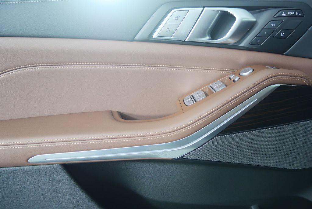 new 2026 BMW X7 car, priced at $94,475