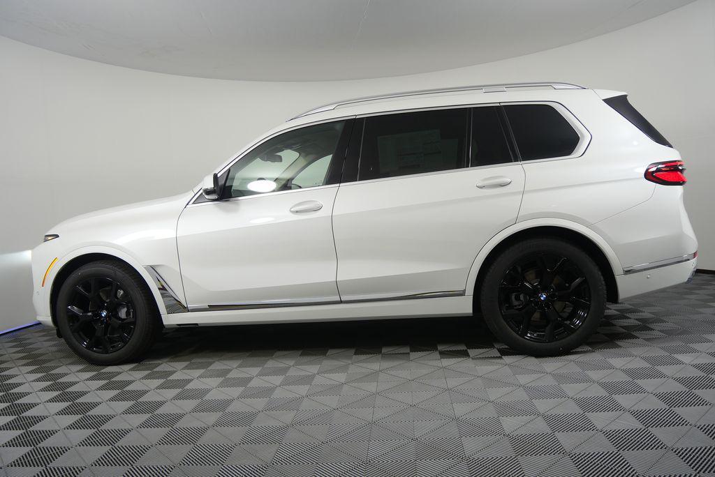 new 2026 BMW X7 car, priced at $92,335