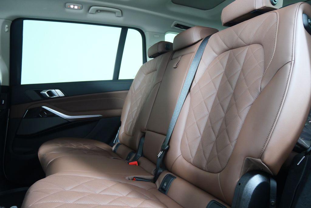 new 2026 BMW X7 car, priced at $92,335