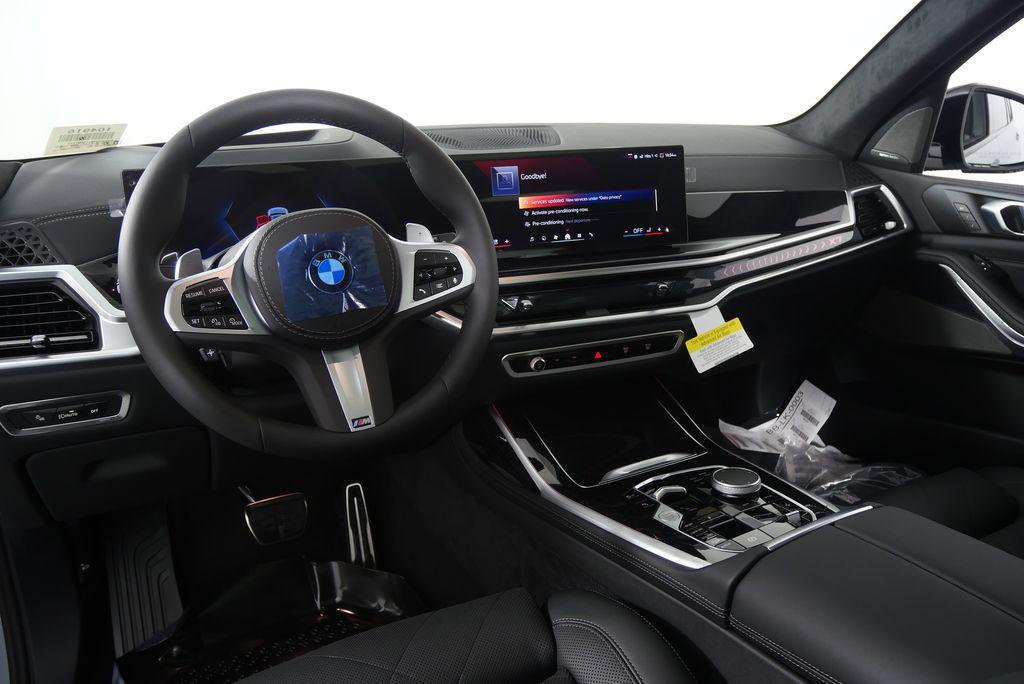 new 2026 BMW X7 car, priced at $99,405