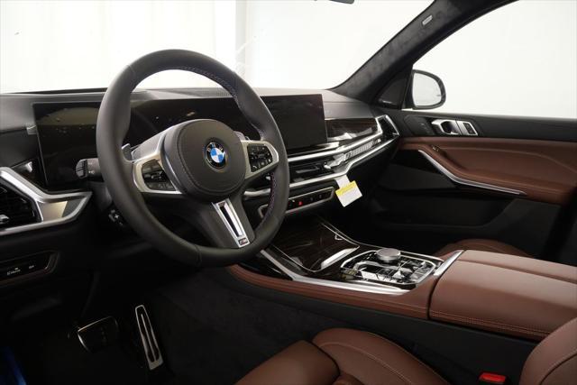 new 2025 BMW X7 car, priced at $117,020