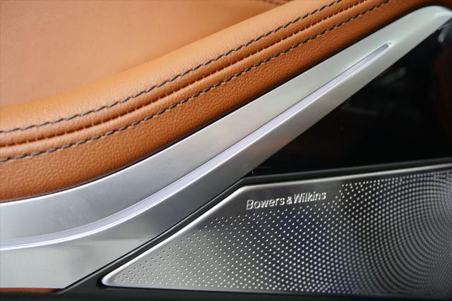 new 2026 BMW ALPINA XB7 car, priced at $165,425