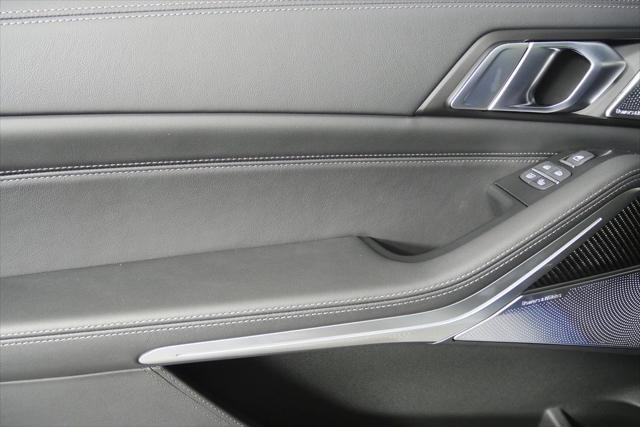 new 2026 BMW ALPINA XB7 car, priced at $163,475