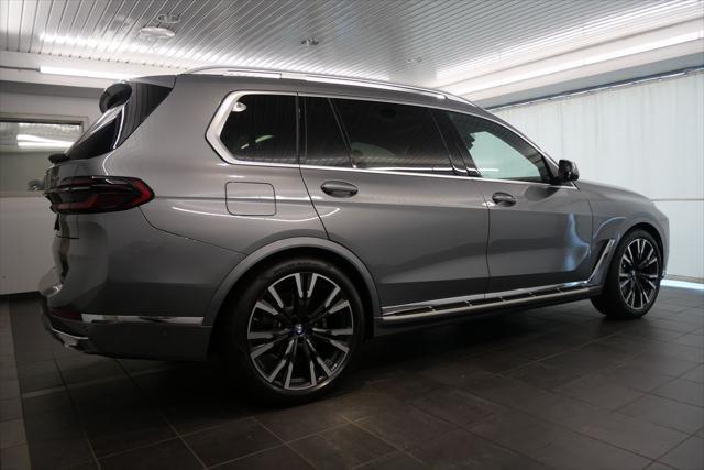 new 2025 BMW X7 car, priced at $95,325