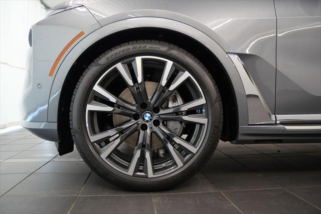 new 2025 BMW X7 car, priced at $95,325