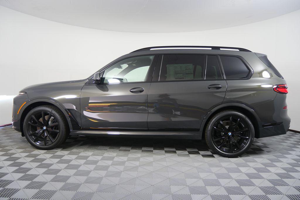 new 2026 BMW X7 car, priced at $100,005