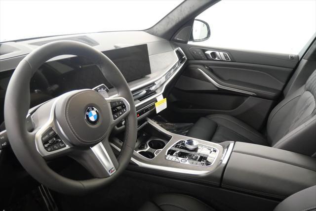 new 2025 BMW X7 car, priced at $103,125