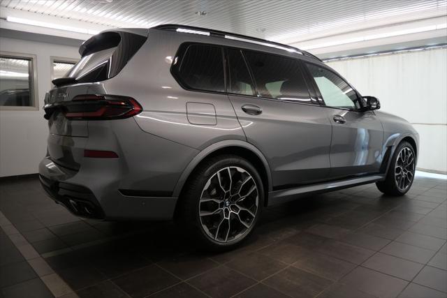 new 2025 BMW X7 car, priced at $122,425