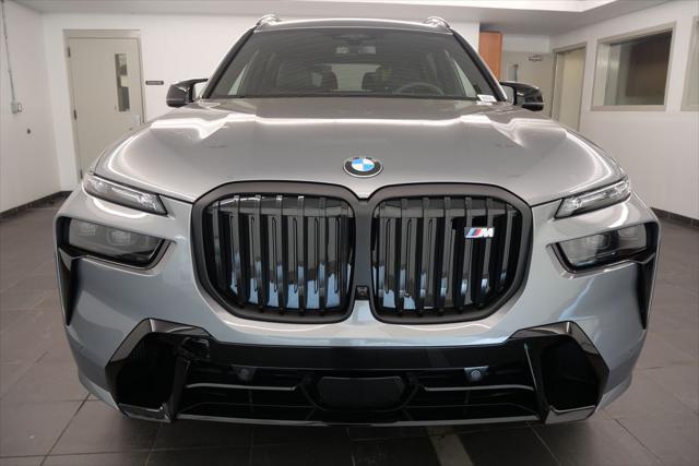 new 2025 BMW X7 car, priced at $122,425