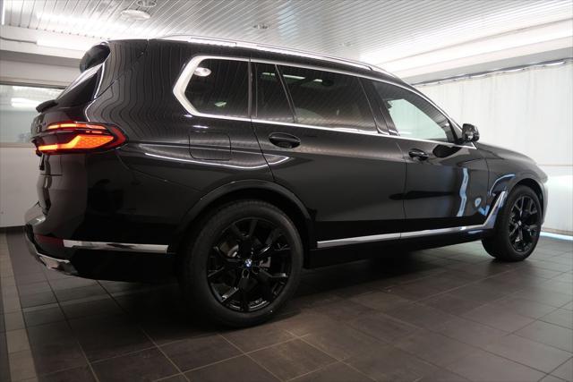 new 2025 BMW X7 car, priced at $93,585