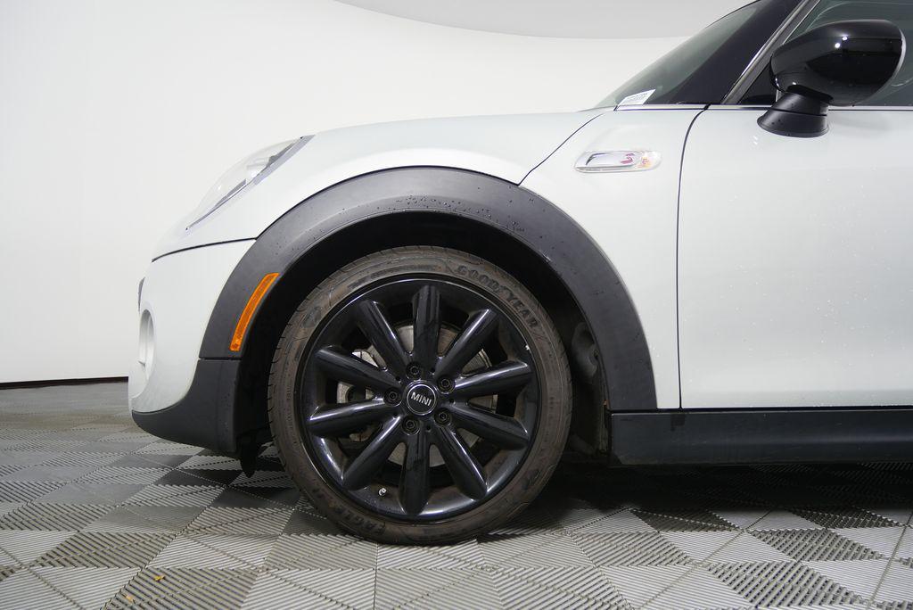 used 2021 MINI Hardtop car, priced at $20,944