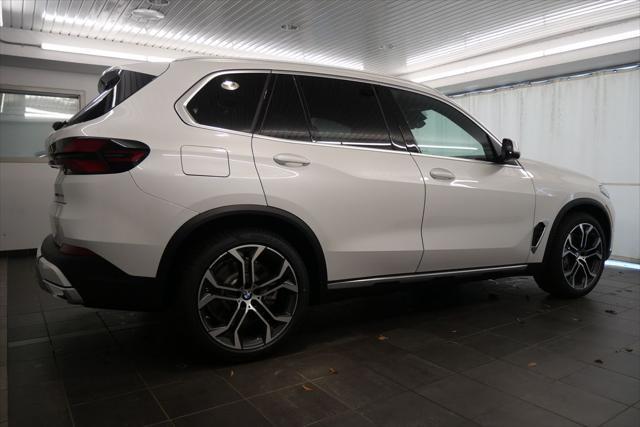 new 2025 BMW X5 PHEV car, priced at $87,440