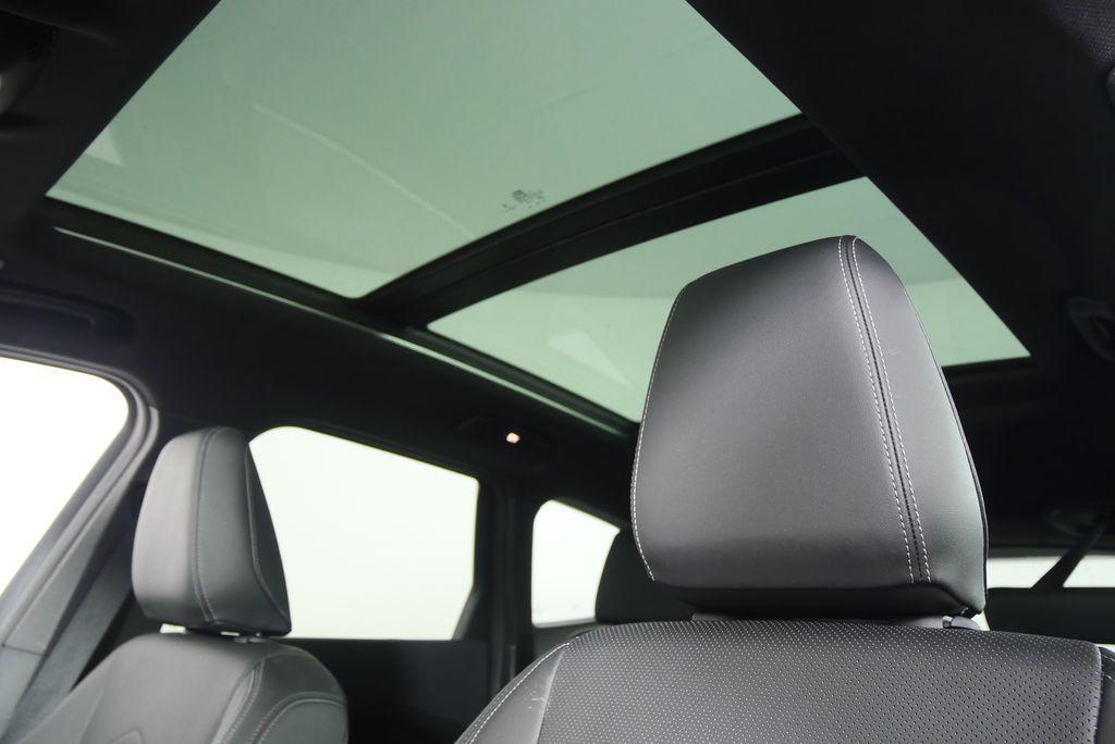 used 2024 BMW X1 car, priced at $30,944