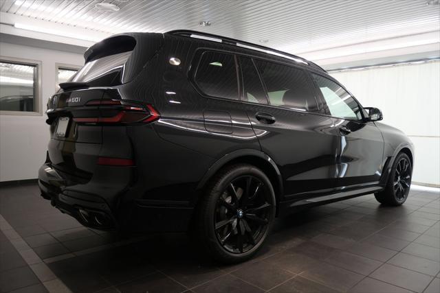 new 2025 BMW X7 car, priced at $127,235